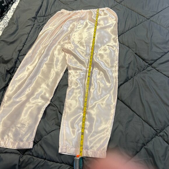 Vintage Dentelle Embroidered Ivory Satin Pajames with Long Sleeves - Picture 9 of 10